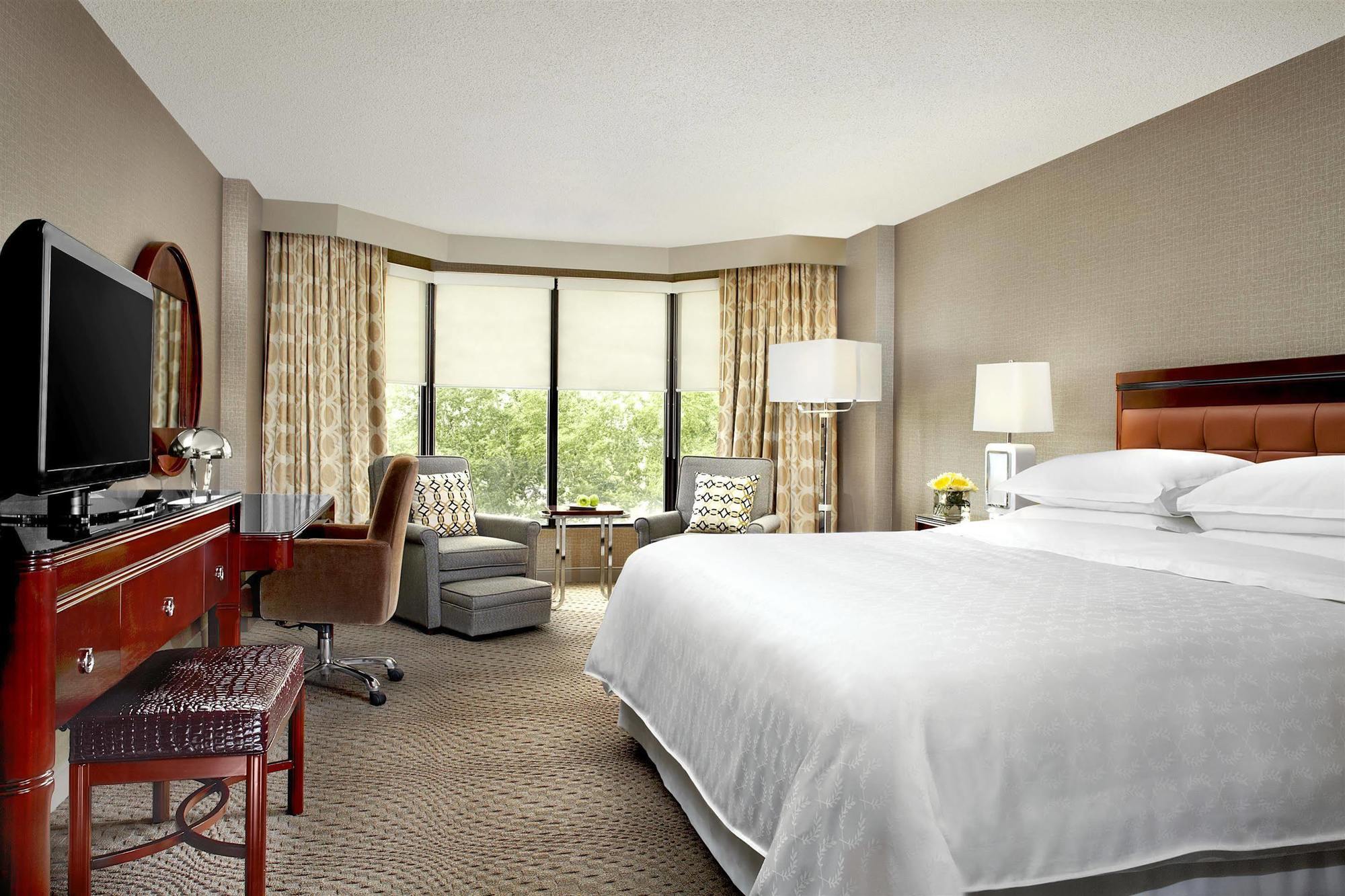 Red Deer Resort & Casino Room photo